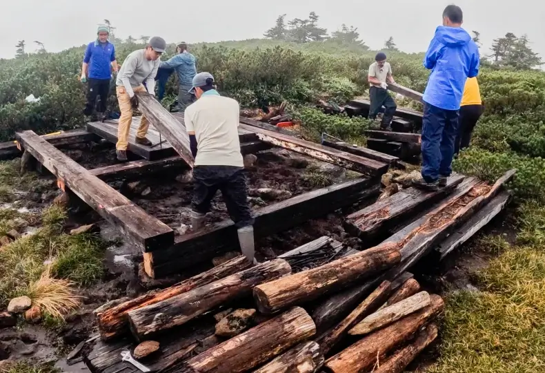 アルプス庭園デッキ製作