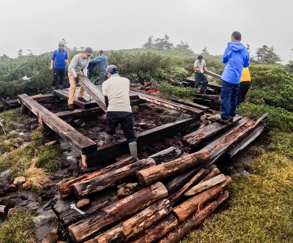 アルプス庭園デッキ製作